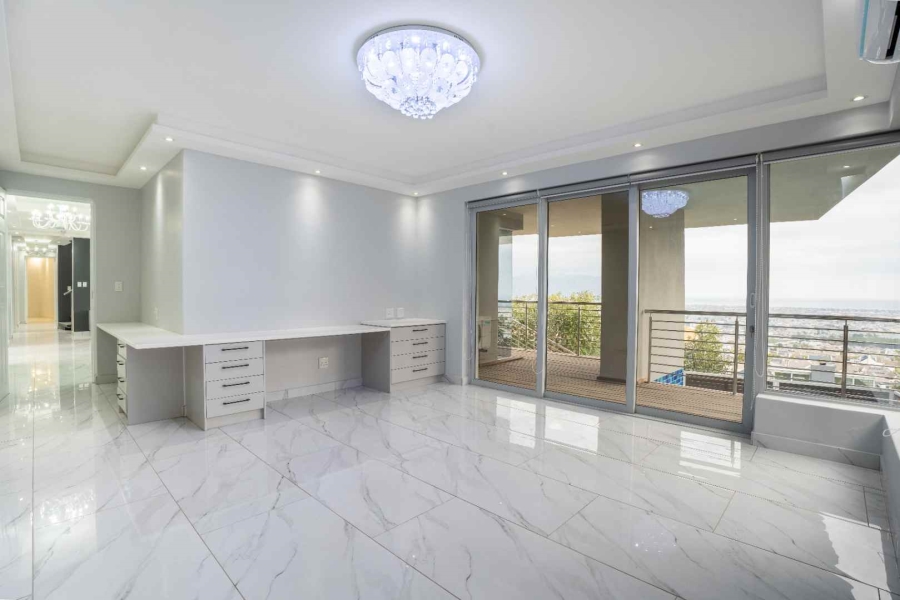 5 Bedroom Property for Sale in Fairhaven Country Estate Western Cape